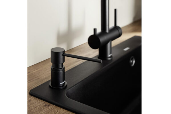 DISTRIBUTEUR A SAVON ENCASTRABLE LATO